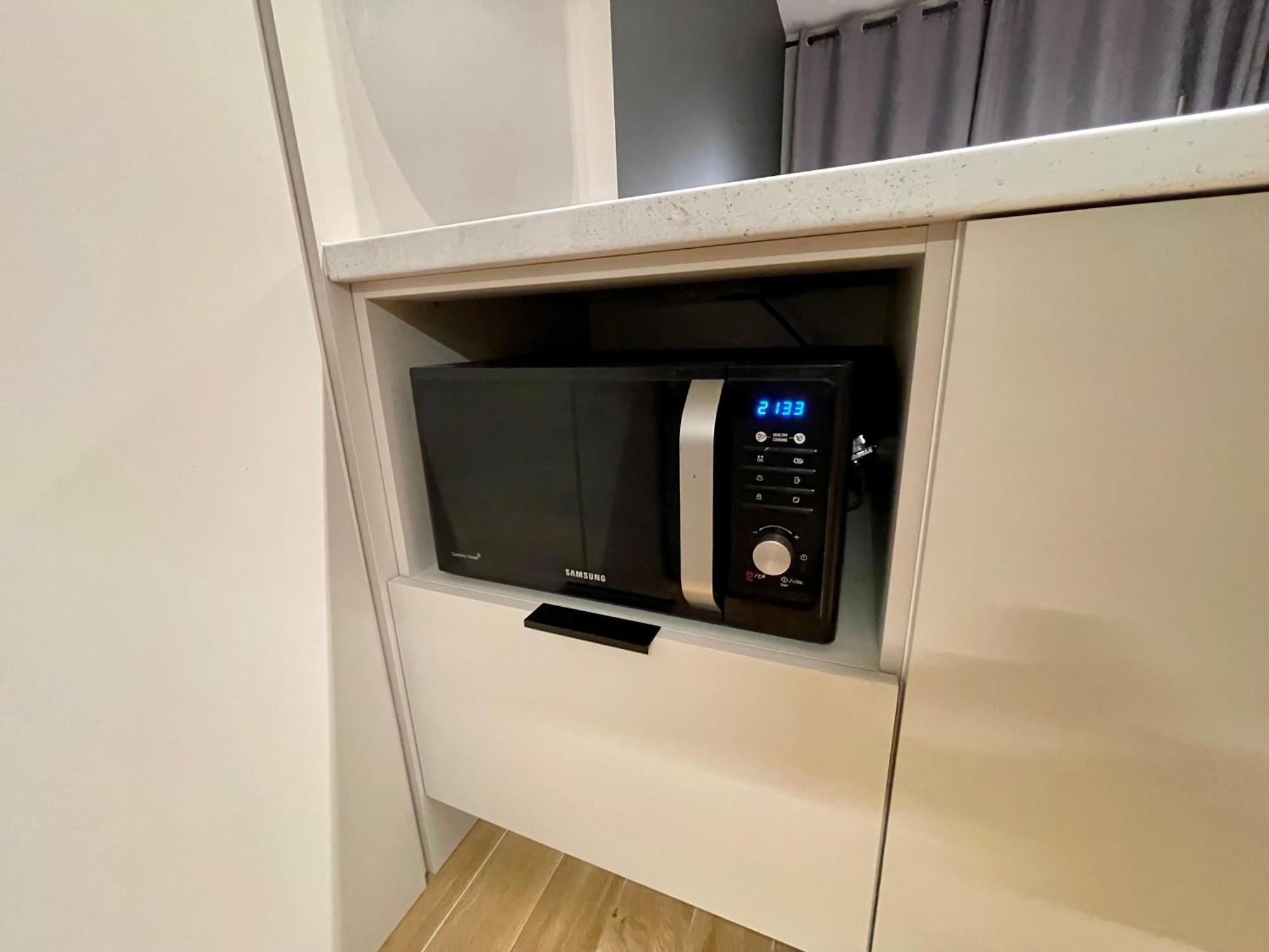 Time&House Pileckiego Przy Centrum Onkologi I Klinice Novum Apartament Na Wylacznosc Pokoj,Sypialnia,Lozko, Lazienka,Kuchnia Appartement Warschau Buitenkant foto