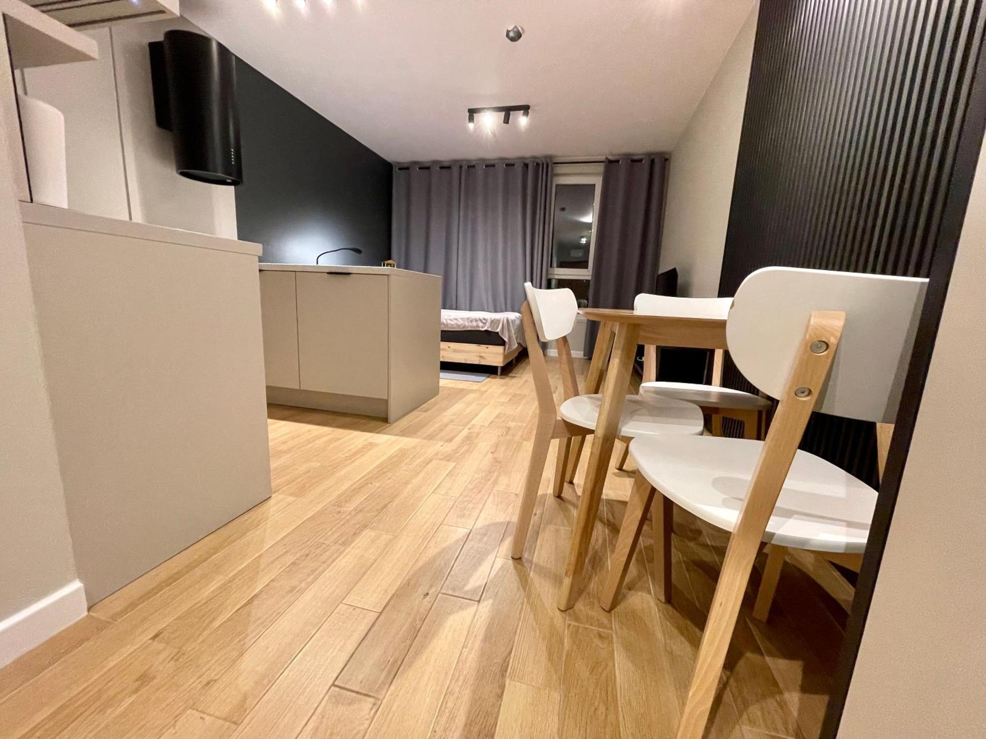 Time&House Pileckiego Przy Centrum Onkologi I Klinice Novum Apartament Na Wylacznosc Pokoj,Sypialnia,Lozko, Lazienka,Kuchnia Appartement Warschau Buitenkant foto